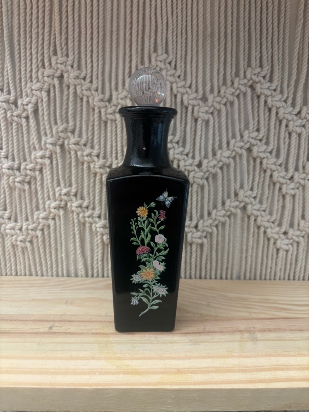 Vintage Avon Butterfly Garden Bud Vase/cologne decanter. “Birds of Paradise”